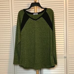 Miss Fortune Green Black V-neck Long Sleeve Activewear Women Top XXL